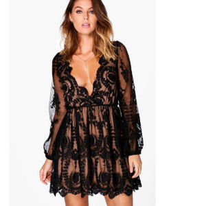 SALE!! Lace Plunge  Dress  4 love and lemons style
